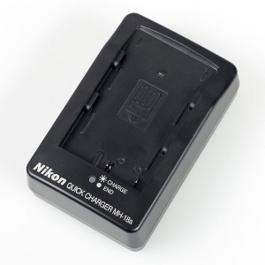 Зарядное устройство MH-18a Nikon D200/D300/D50/D70/D700/D80/D90