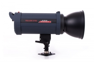 Вспышка студийная Falcon Eyes DE-900BW