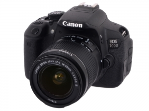Canon EOS 700D Kit 18-55 DC III